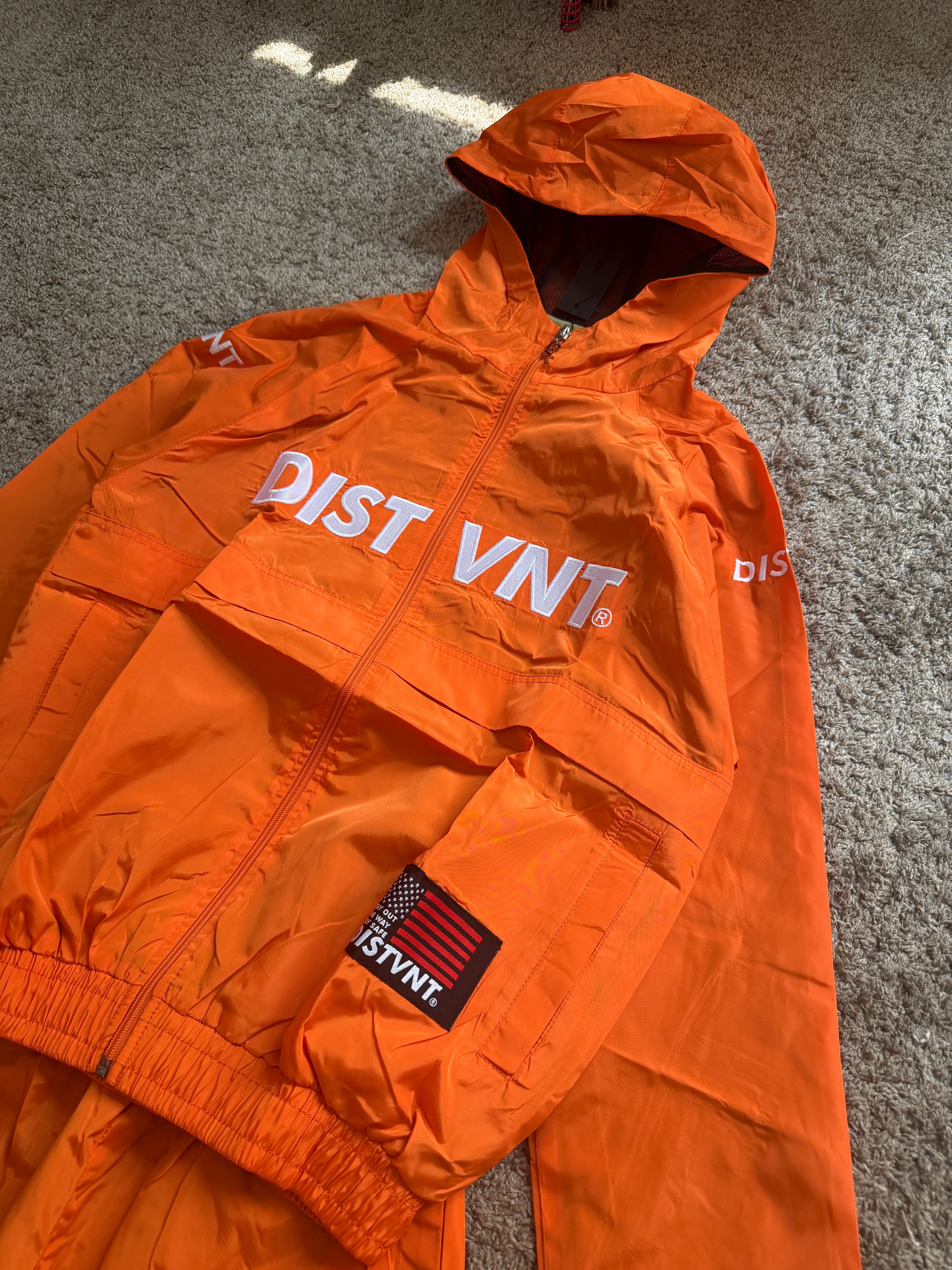 WINDBREAKER HOODIE