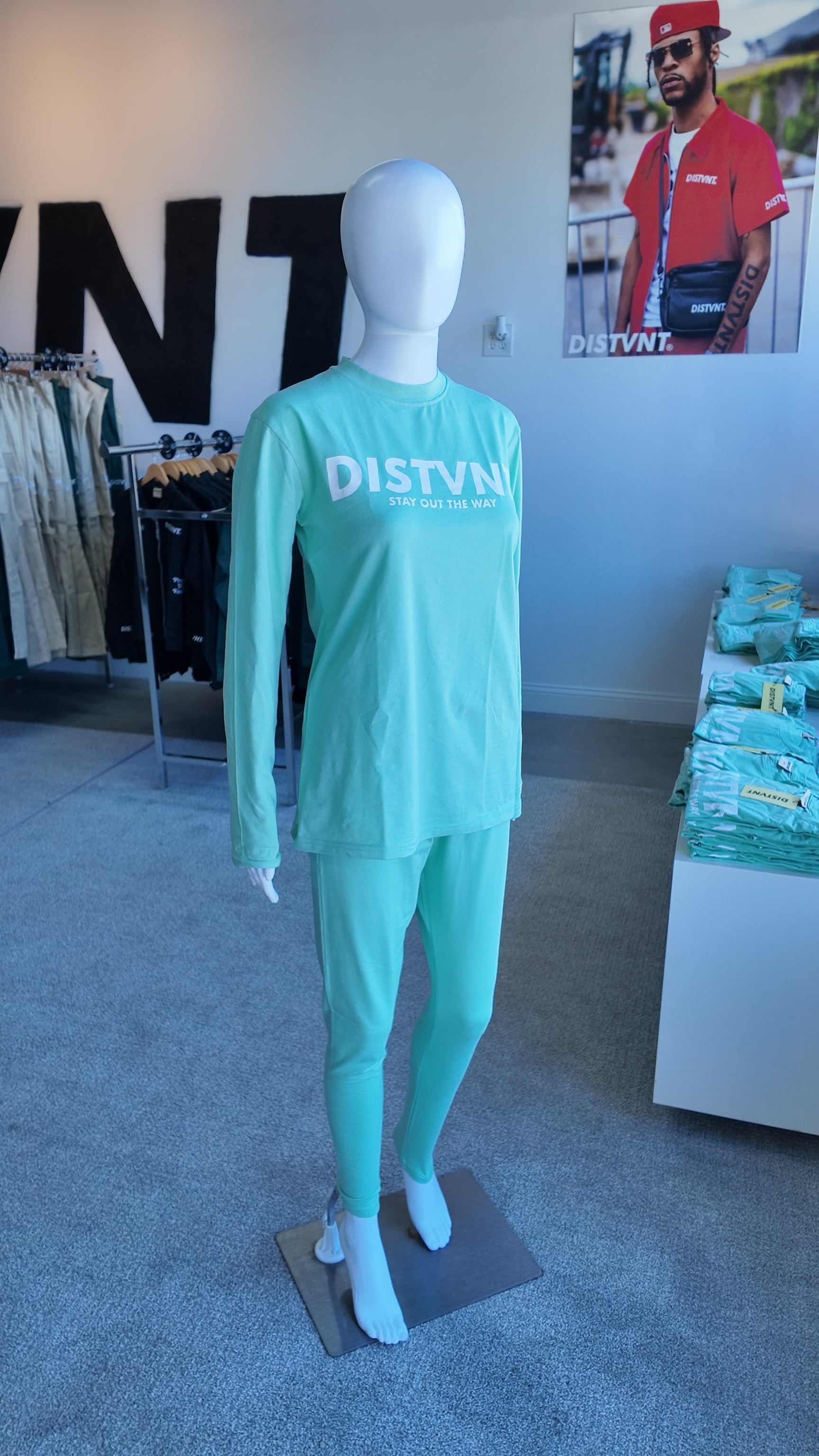 DISTVNT® COLLECTION