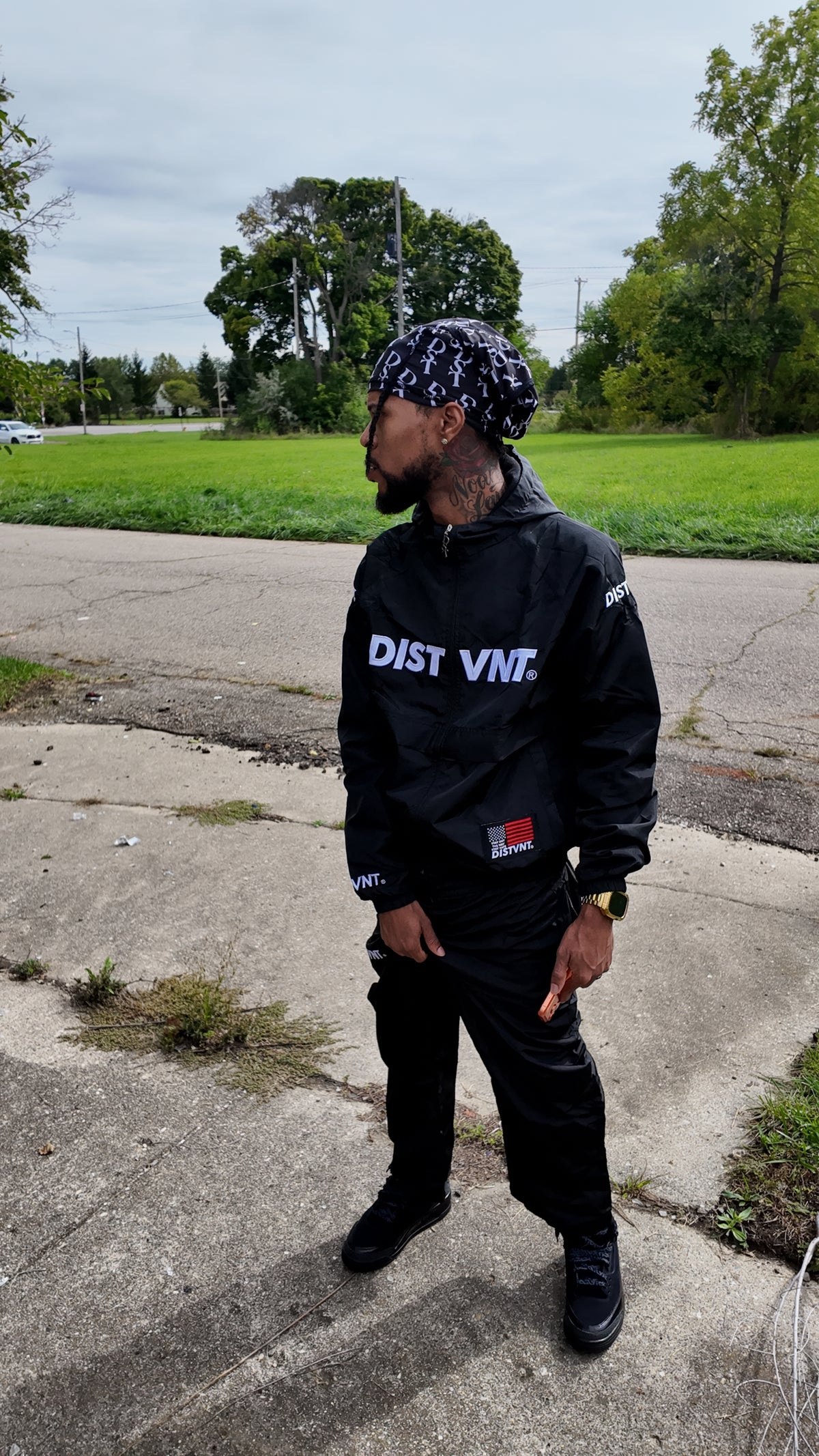 WINDBREAKER HOODIE