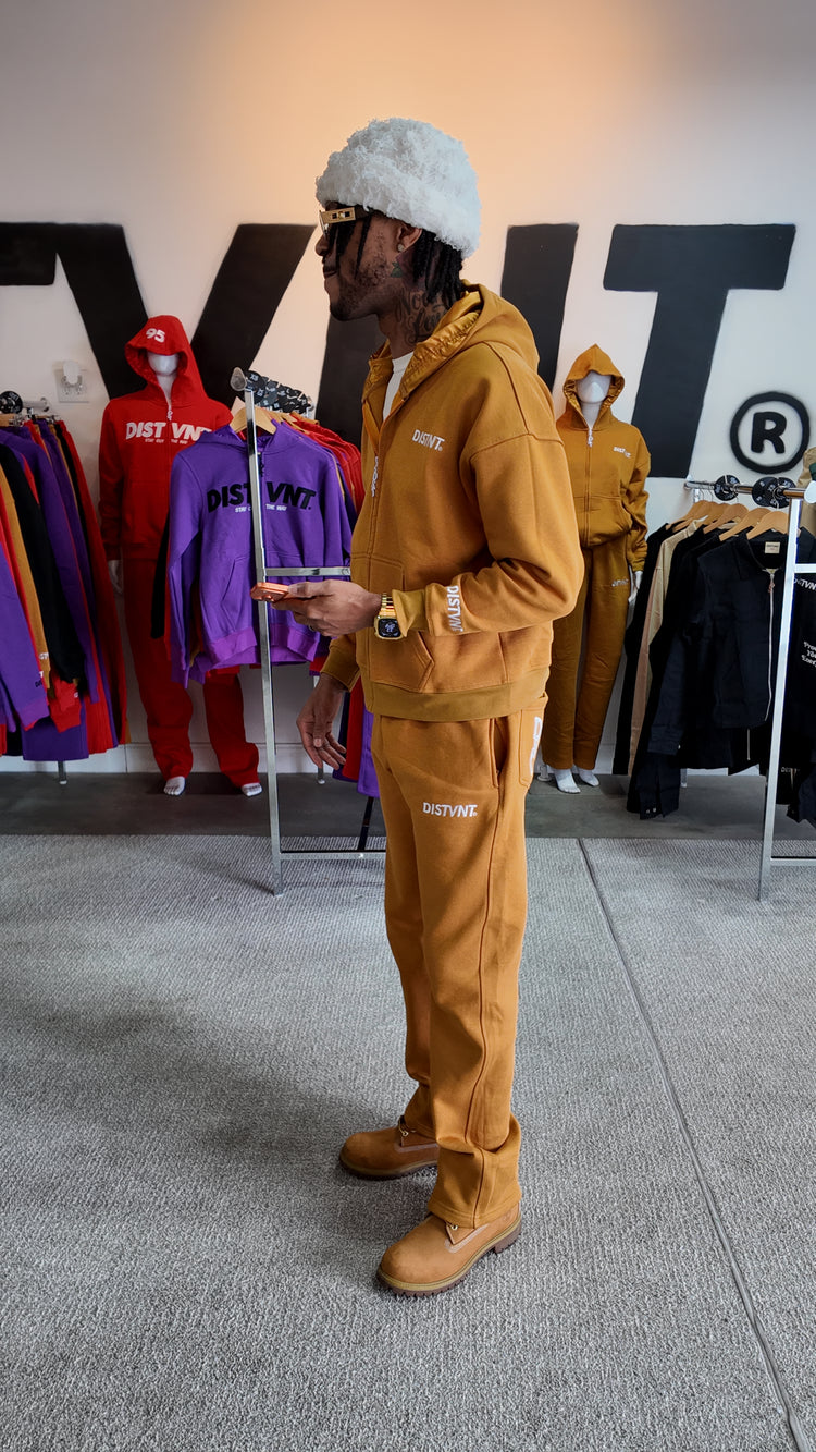 HEAVYWEIGHT Boxy Zip Hoodie